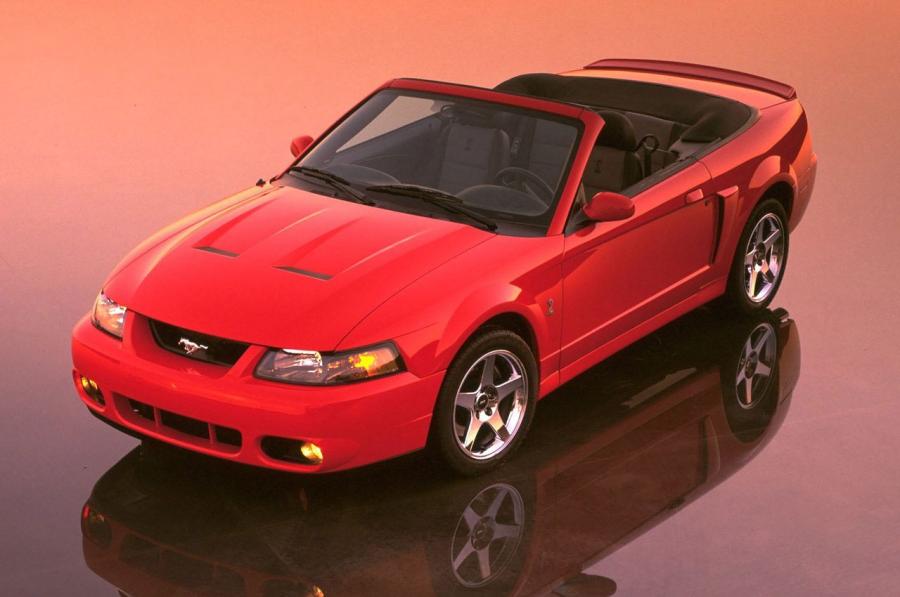 Ford Mustang SVT Cobra Convertible 2002 года  (фото 44 из 103)